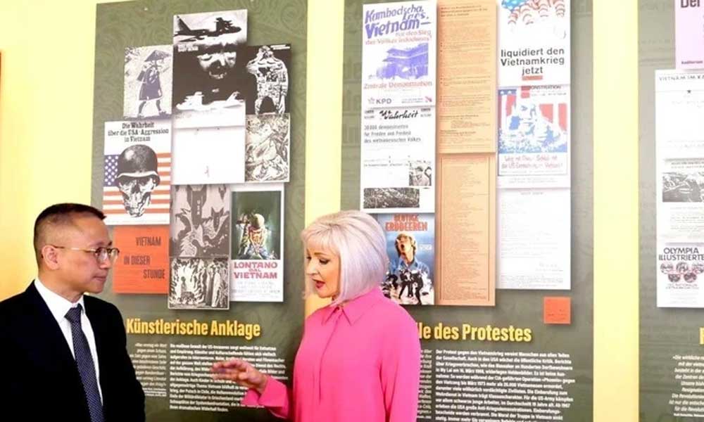 "VIETNAM 75" exhibition provides overview of war for national reunification
